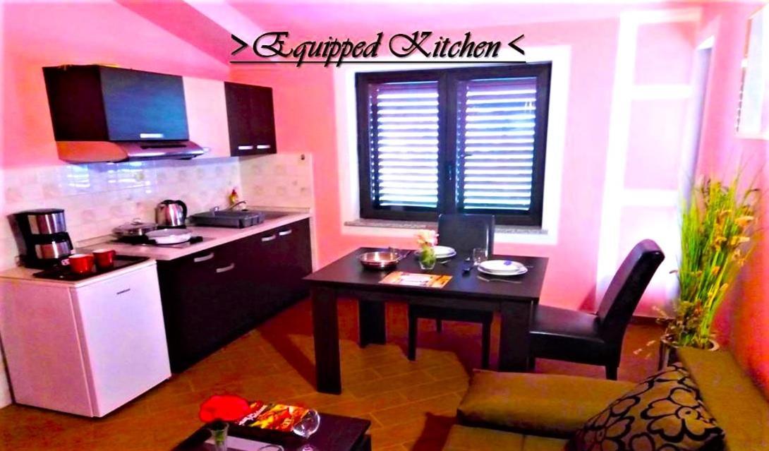 Apartamento House White Stone Split Podstrana Exterior foto