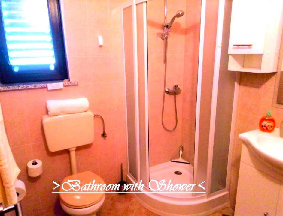 Apartamento House White Stone Split Podstrana Habitación foto