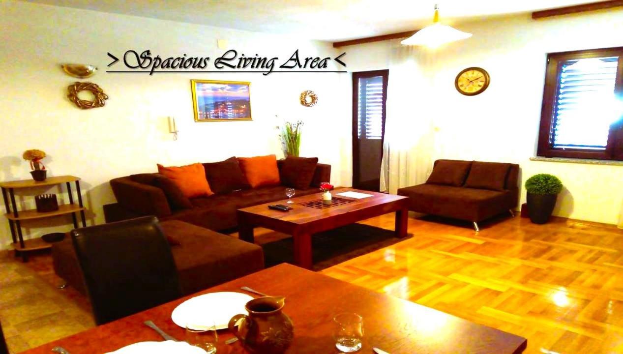 Apartamento House White Stone Split Podstrana Habitación foto